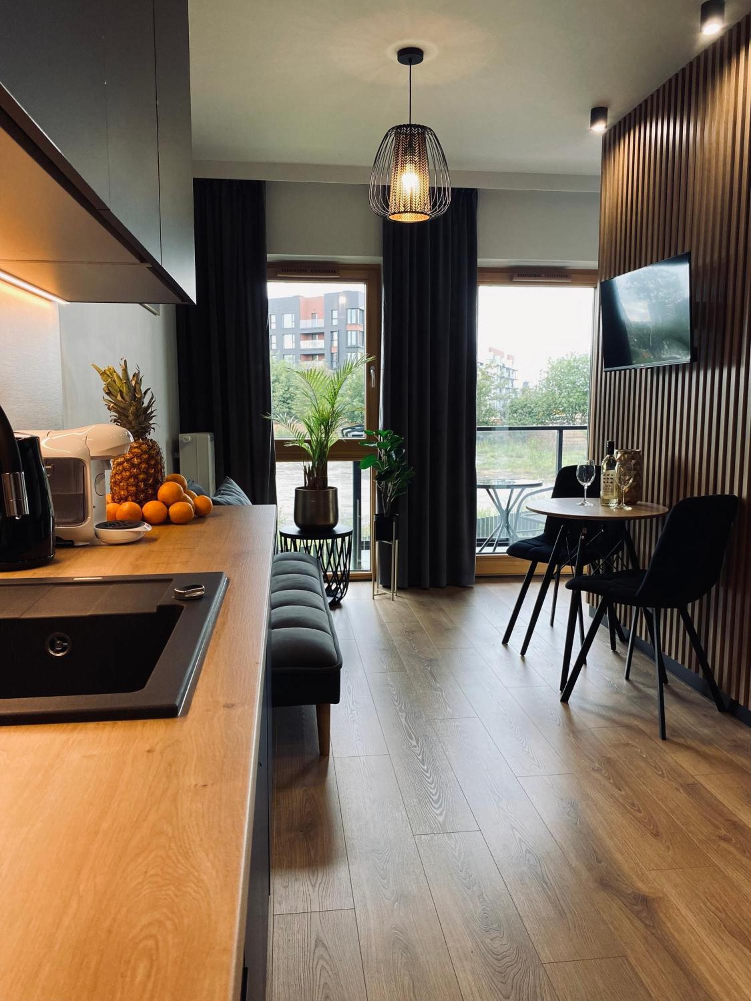 Motlawa Inn Apartment-Suna,Gym&Parking Γκντανσκ Εξωτερικό φωτογραφία