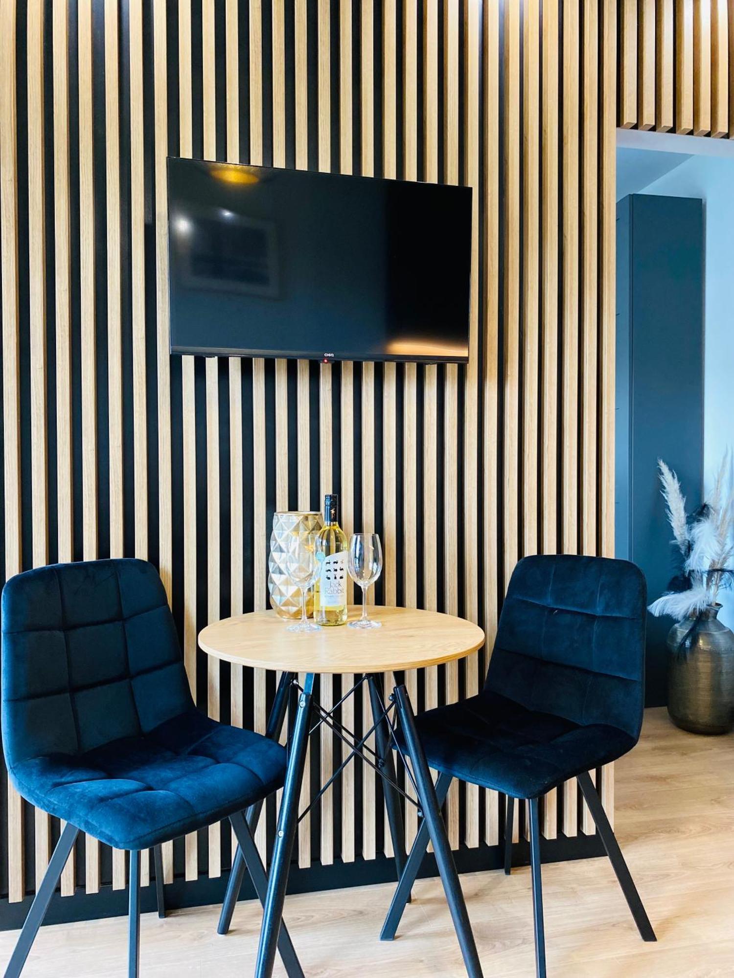 Motlawa Inn Apartment-Suna,Gym&Parking Γκντανσκ Εξωτερικό φωτογραφία