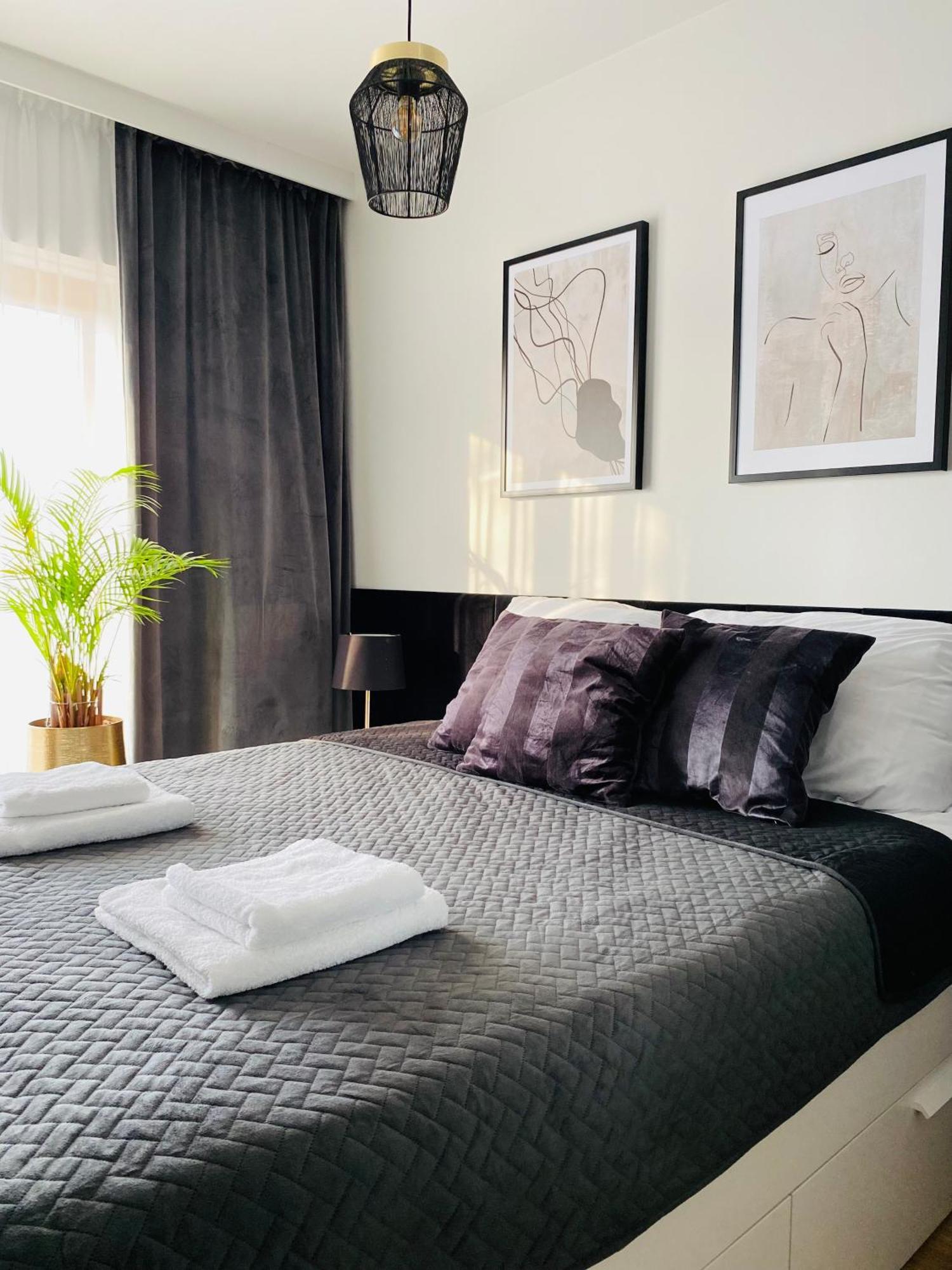 Motlawa Inn Apartment-Suna,Gym&Parking Γκντανσκ Εξωτερικό φωτογραφία