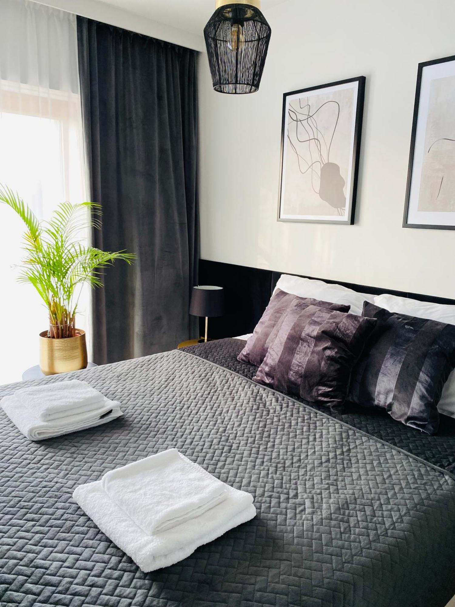 Motlawa Inn Apartment-Suna,Gym&Parking Γκντανσκ Εξωτερικό φωτογραφία